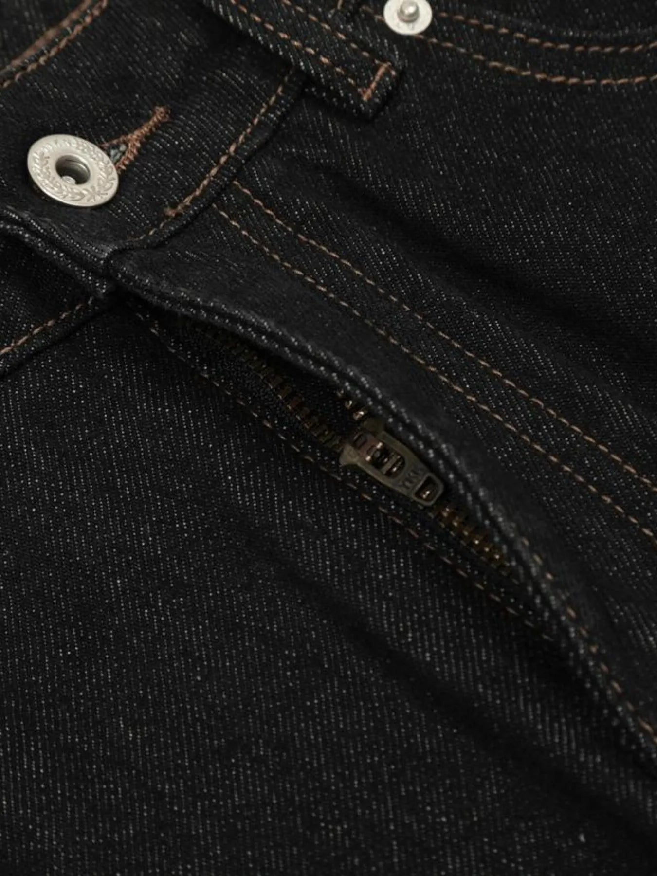 fcb8547631564e6590a3cc8fb48e913f-Max-Origin